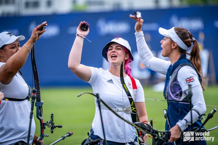The GB recurve women win gold at the European Games 