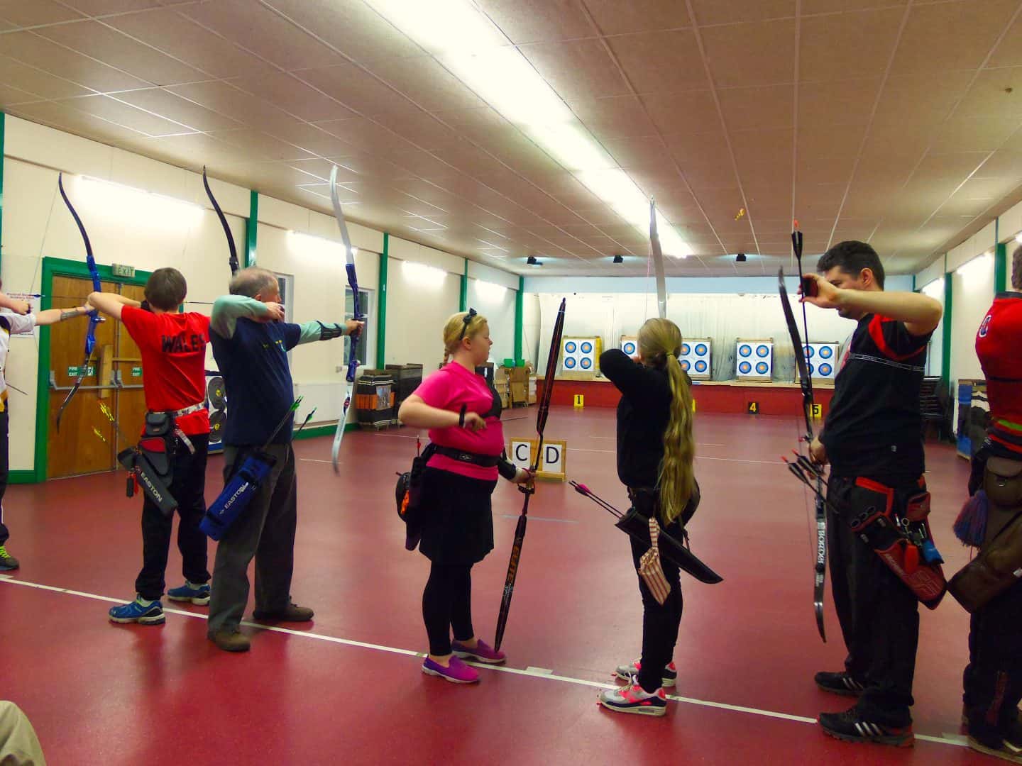Stunning shooting at 2017 Barebow Indoor Championships