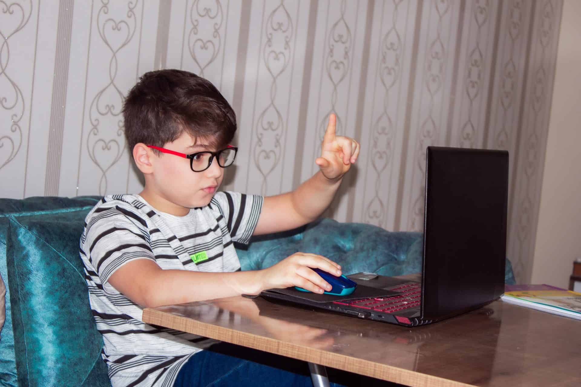 CPSU reminder to keep children safe online