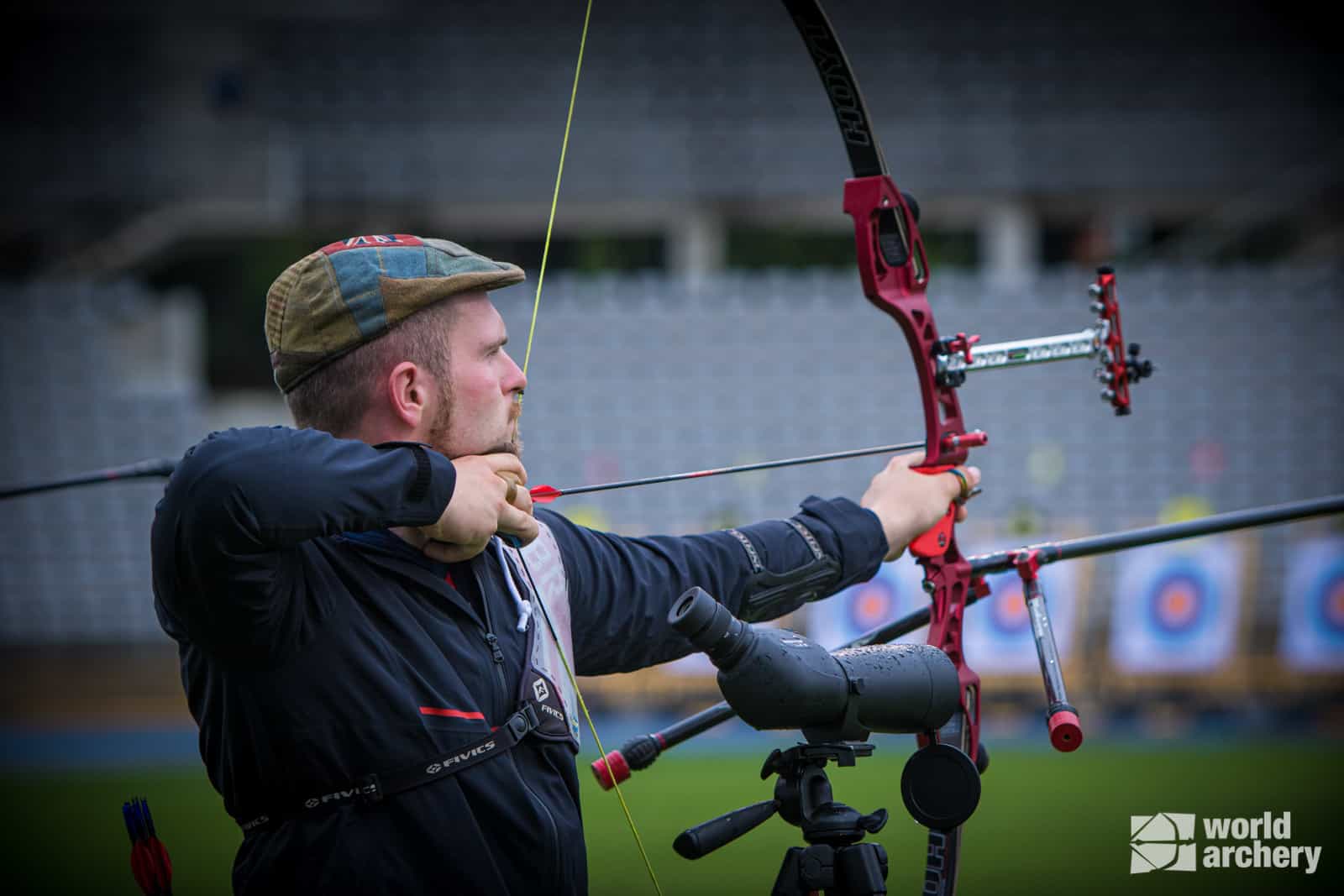 Recurves battle with the weather at the Hyundai World Cup Stage 3 in Paris